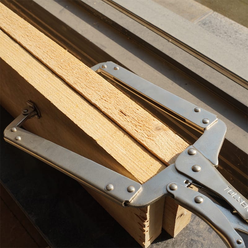 LOCKING CLAMP WITH SWIVEL PADS thumbnail 6