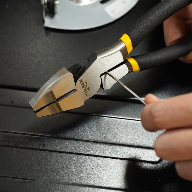 HIGH LEVERAGE COMBINATION PLIERS thumbnail 6