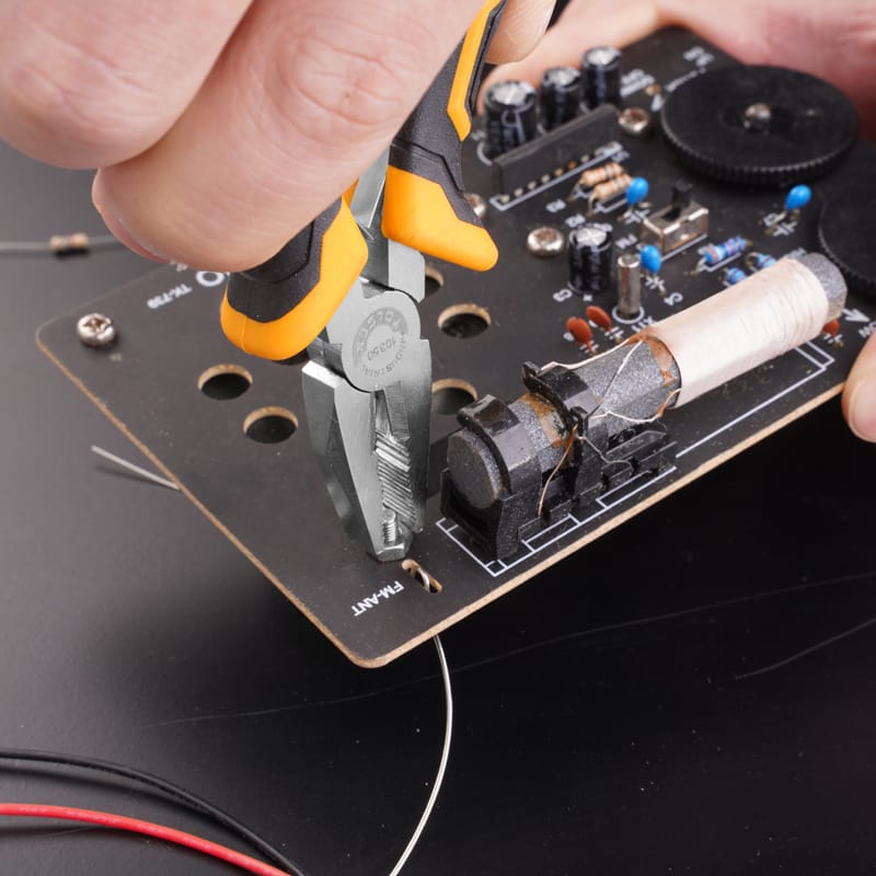 4.5″ MINI COMBINATION PLIERS (INDUSTRIAL) thumbnail 7