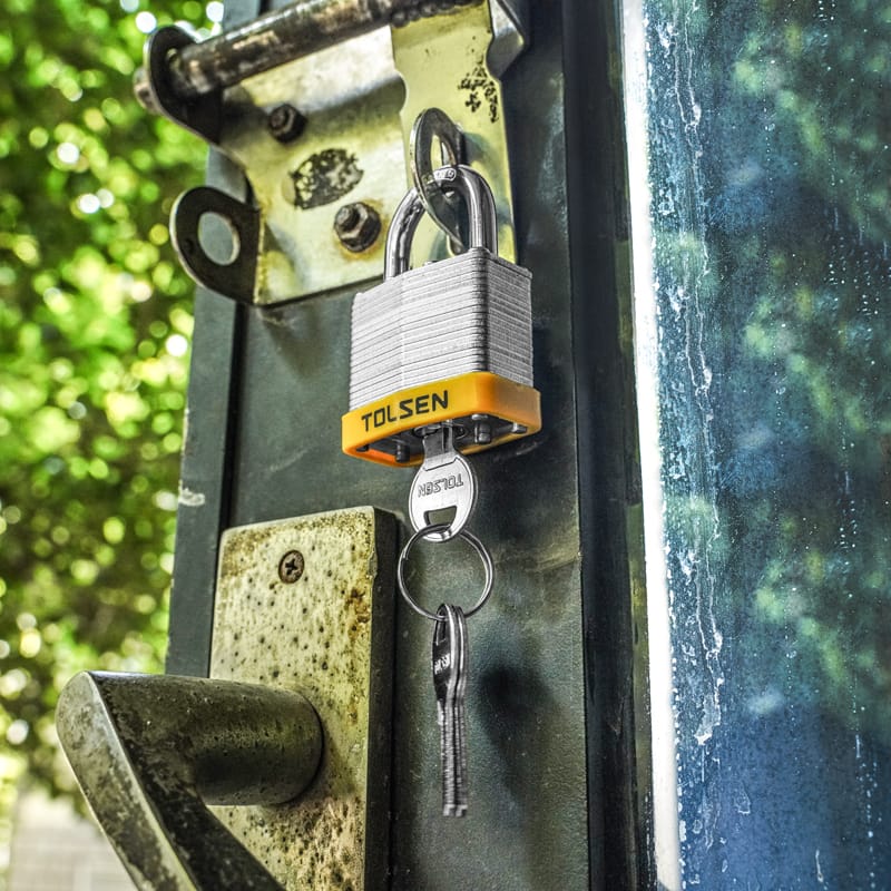 LAMINATED PADLOCK thumbnail 5